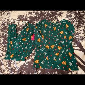 New Christmas pajama set size M